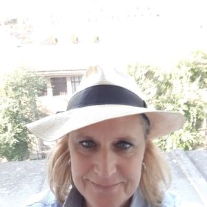 Meet your Posher, Robin